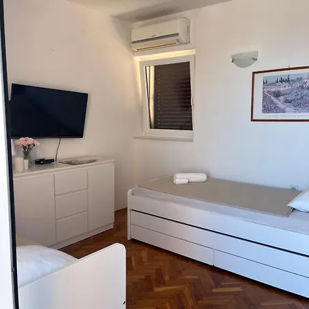 Falcon Apartman Mali Losinj