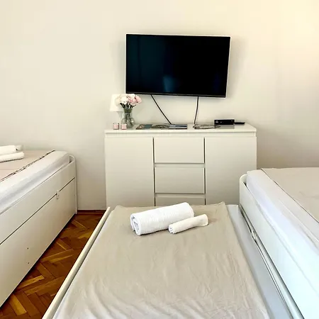 Apartment Falcon