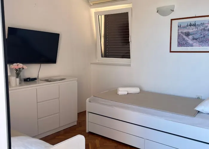 Falcon Διαμέρισμα Mali Lošinj
